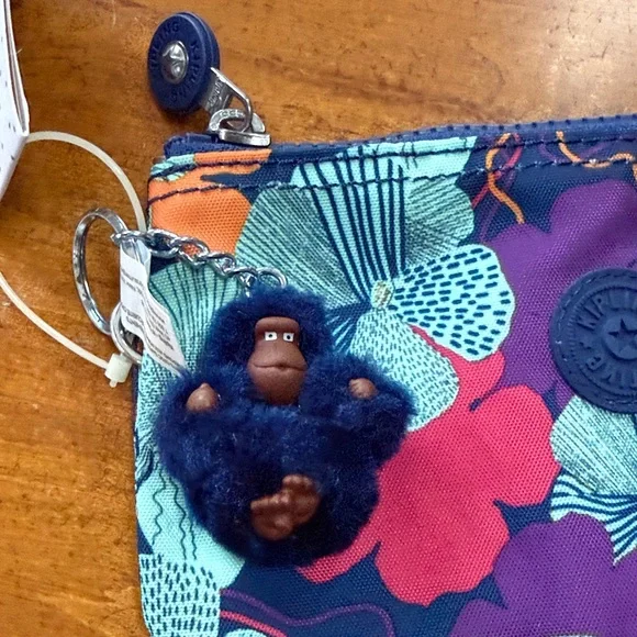 Kipling Vibrant Floral Key & Card Holder - Picture 3 of 5